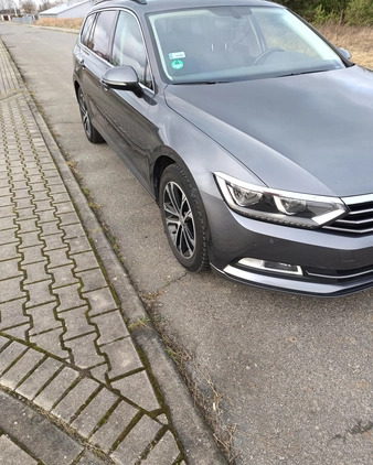 Volkswagen Passat cena 47900 przebieg: 246000, rok produkcji 2016 z Lubsko małe 29